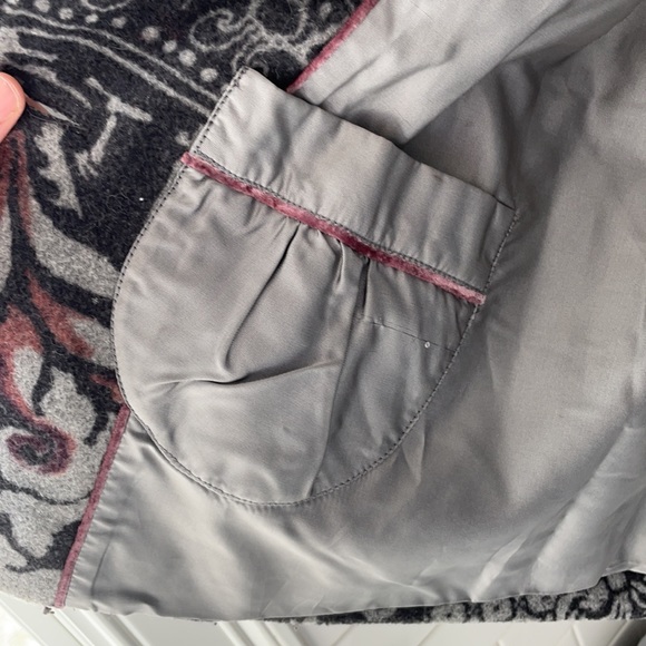 Cole Haan Collection - Picture 8 of 8